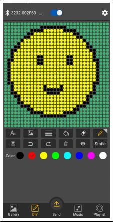 Laden Sie Emoji Car Display Bluetooth programmierbare LED-Zeichen Mini-LED-Bildschirm auf
